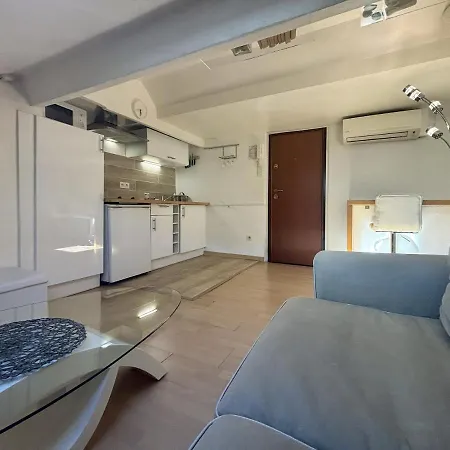 Zone Pietonne - Wifi, Ac, 2 Pers