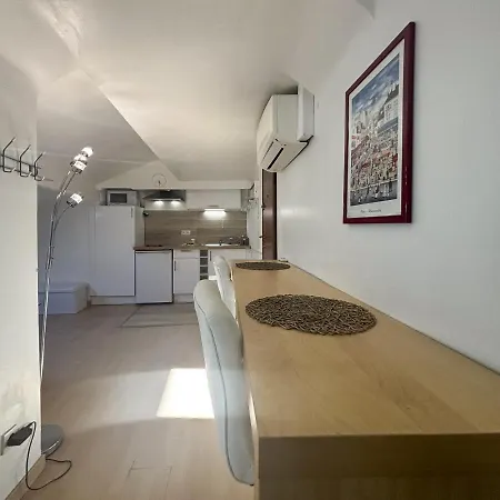 Zone Pietonne - Wifi, Ac, 2 Pers